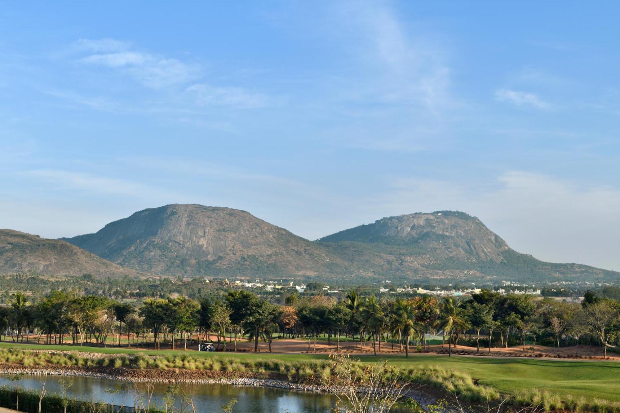 Garden Villa with Golf View - Club Lounge Access