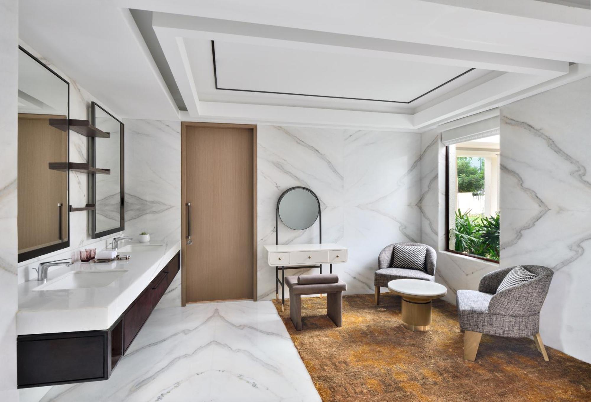 Presidential Villa with Golf View - Club Lounge Access